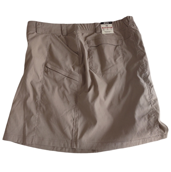 NWT Duluth Size 18 Mid Rise Dry On The Fly Improved Skort - Picture 2 of 15